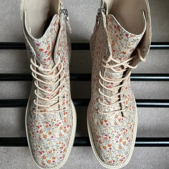 SCHUTZ Women McKenzie Leather Combat Boots NEW - Picture 2 of 7